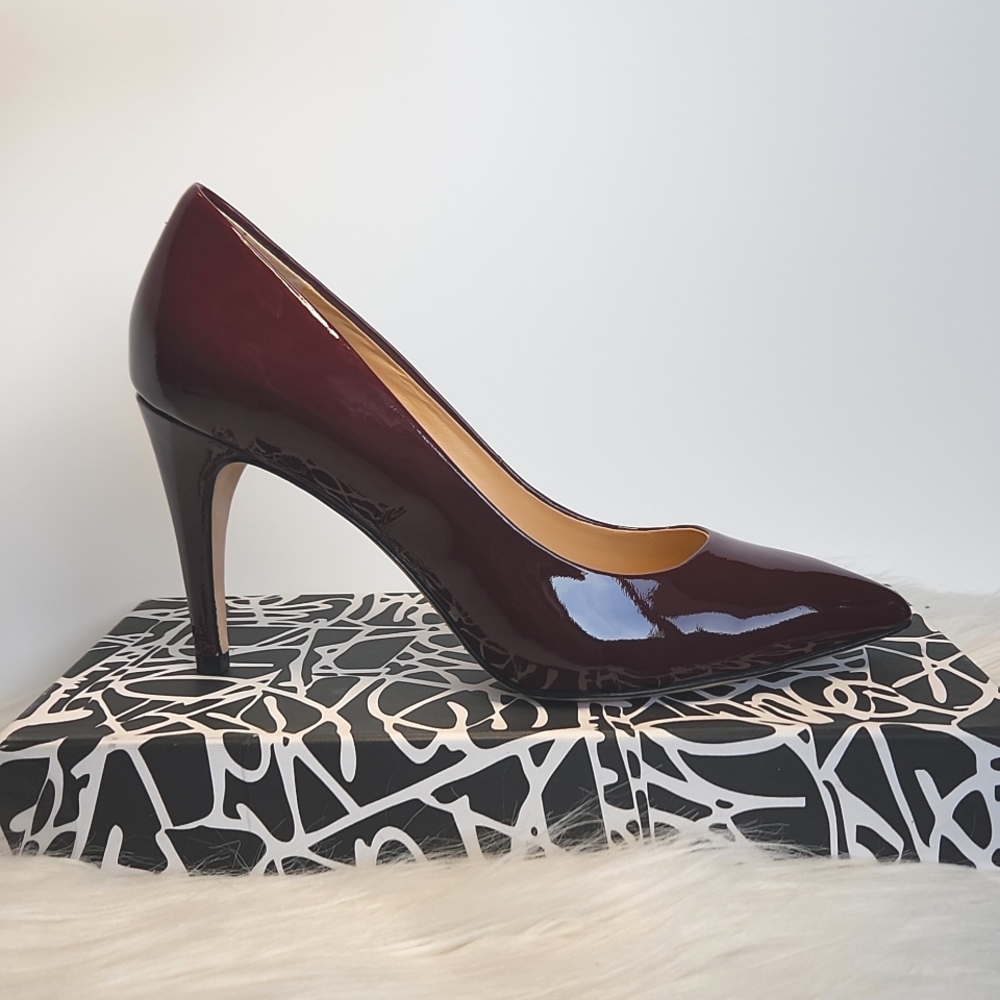 Diane Von Furstenberg bordeaux patent leather pumps
